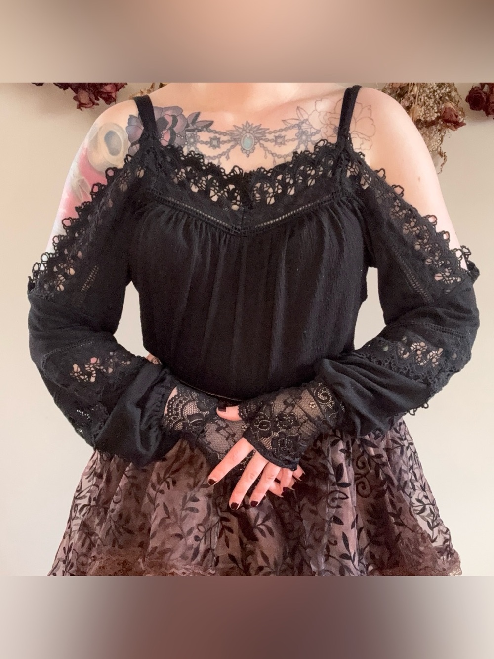 black lace cold shoulder blouse 🖤 | dark romantic whimsigoth witchy fairycore